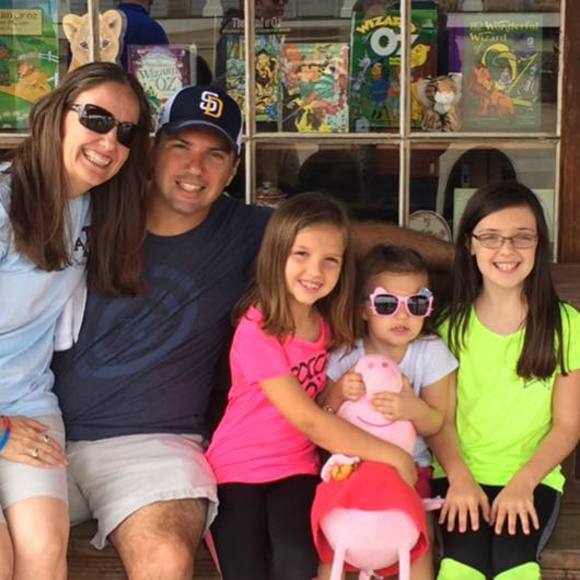 Meet your Posher, Katie - Picture 1 of 1