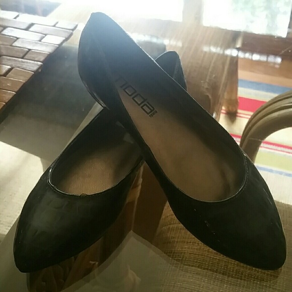 Dress shoe