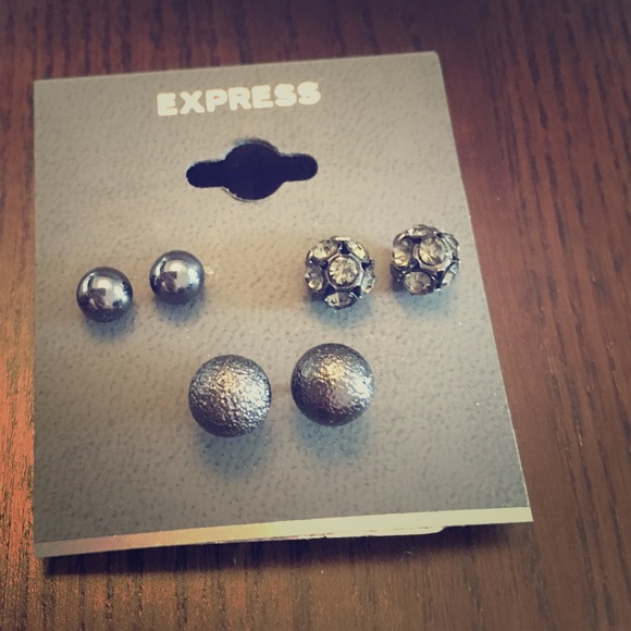 Set of 3 Gunmetal Express Earrings - Picture 1 of 2