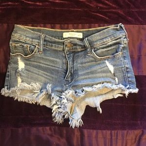 🌟SOLD🌟 Abercrombie & Fitch Jean shorts