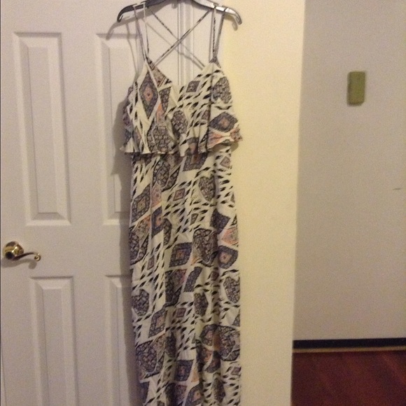 **SOLD!!!!** Vince Camuto maxi dress sz 4