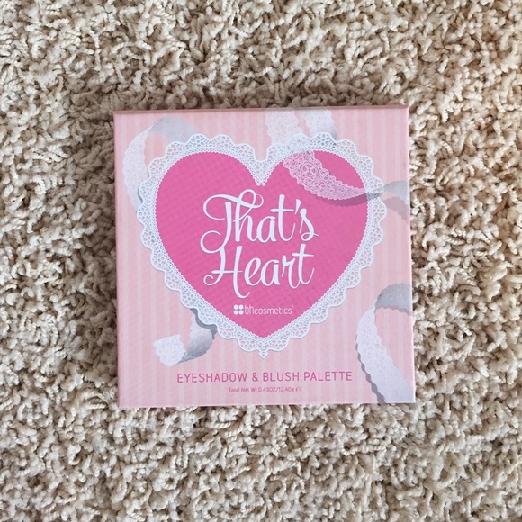 That's Heart Eyeshadow & Blush Palette