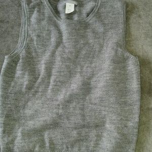 Sweater vest