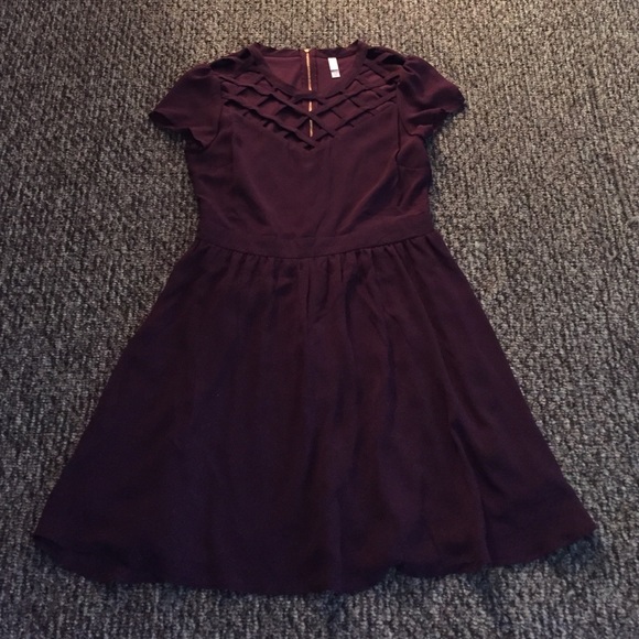 Dress - Picture 1 of 1