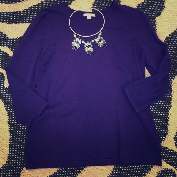 Scoop neck sweater