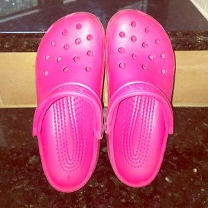 Pink crocs