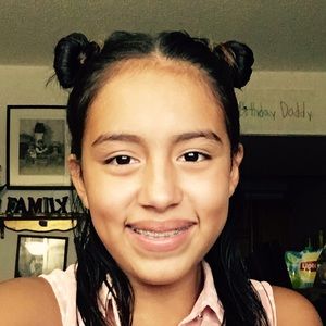 Meet your Posher, Monique