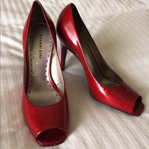Gianni Bini Red Peep Toe Pumps