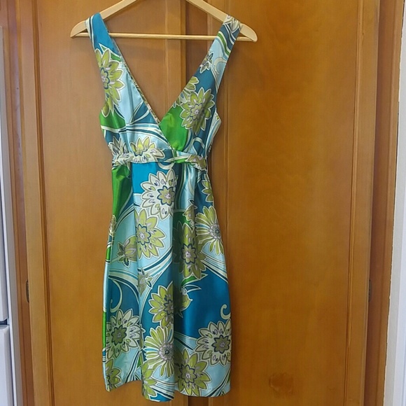 Stylish Derek Heart dress - Picture 2 of 4