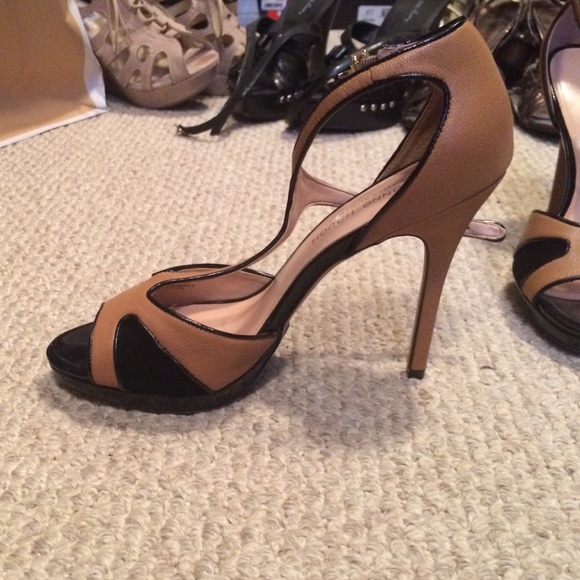 Brown and black brand new heels - Picture 2 of 4