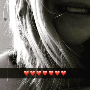 Meet your Posher, Nora