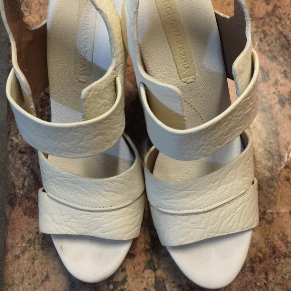 BCBGMAXAZRIA wedge