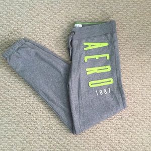 Cropped grey joggers