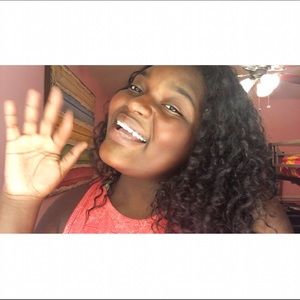 Meet your Posher, Ciera