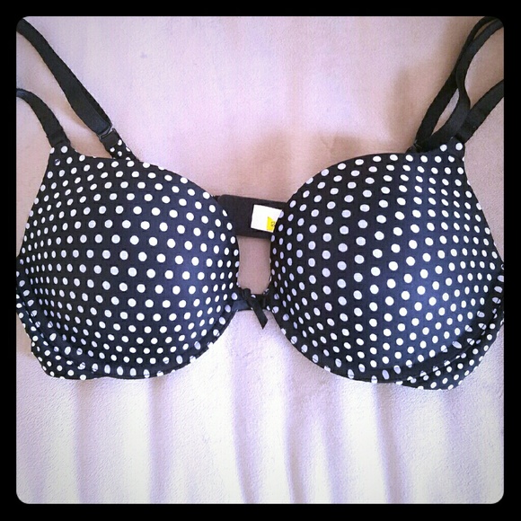 🎉🎀SOLD🎀🎉Victoria Secret- Convertible Pushup