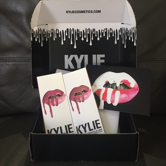 Kylie Jenner Lip Kit (2)
