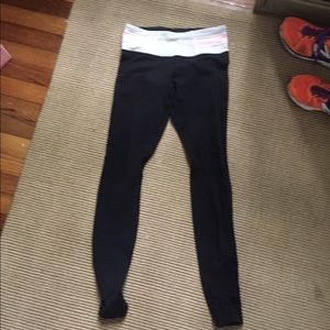 Lulu lemon yoga pants