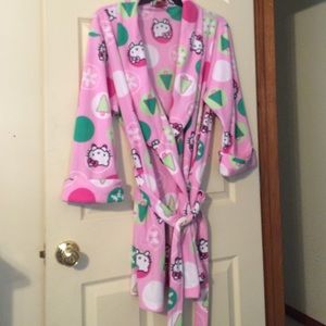 Adorable hello kitty Christmas robe