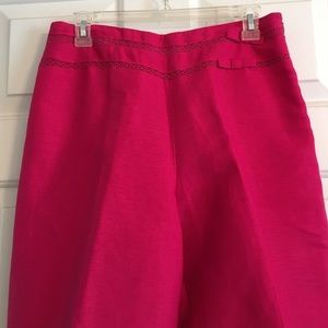 Larry Levine Pink capris pants