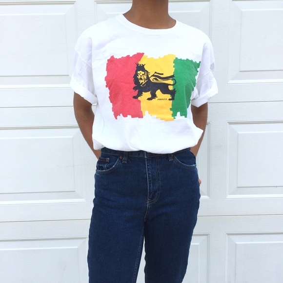 SOLD Vintage t shirt