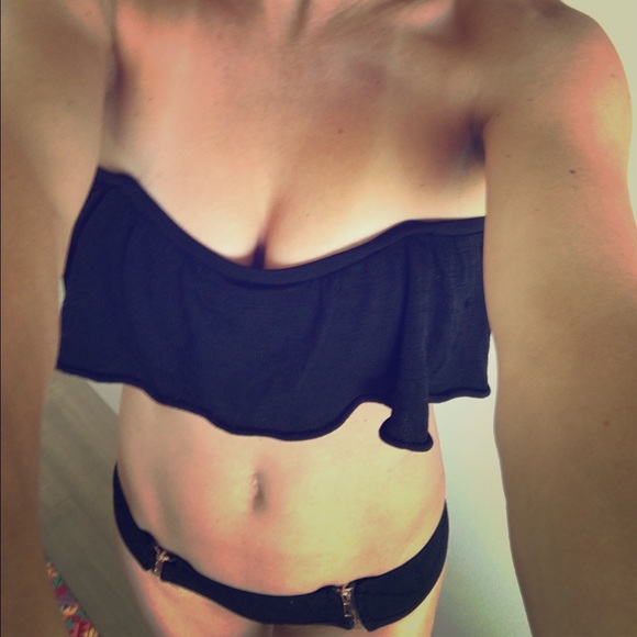 Beach Riot SCF black bikini with zips