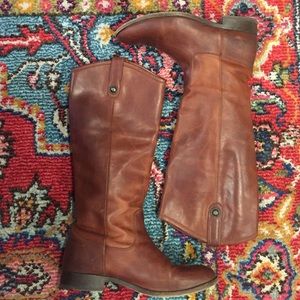 Frye Melissa Button 8.5 cognac