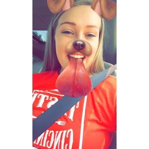 Meet your Posher, Hailey