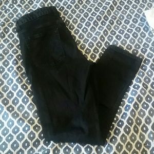 Black high rise skinny jeans.