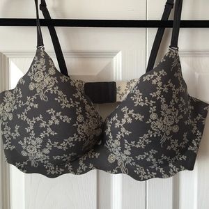 Victoria secret Secret Embrace push up bra