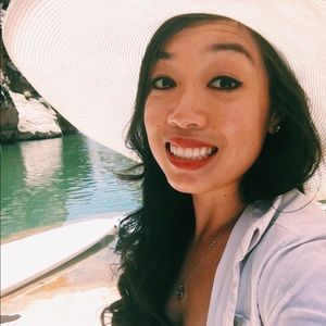 Meet your Posher, Vee