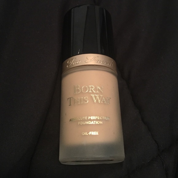 Too Faced Born This Way foundation in Porcelain