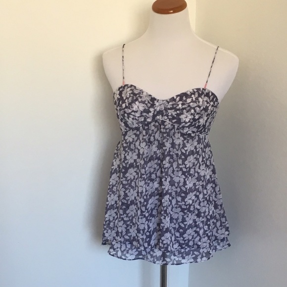 American Eagle Outfitters Tops - Beautiful American Eagle Outfitters  Flowy Tank.