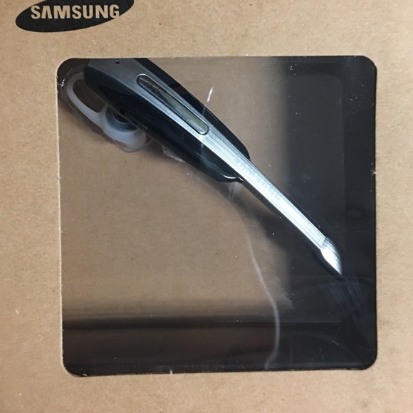 Bluetooth - Picture 2 of 3