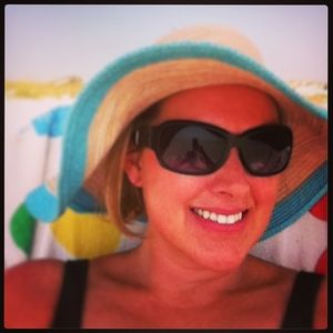 Meet your Posher, Jennifer