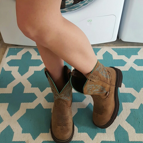Justin Tan Gypsy Boots - Picture 4 of 4