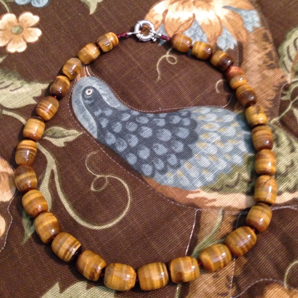 Barrel shaped necklace