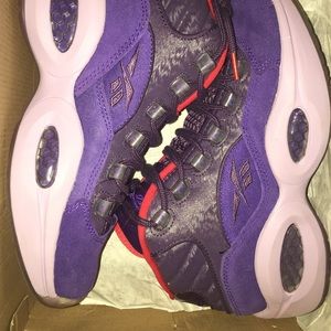 Reebok question mid. Ghost of Christmas future.