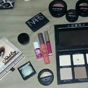 Large makeup bundle