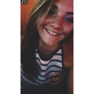 Meet your Posher, Hailey