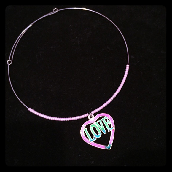 "Love" silver wire choker! ✌🏻️