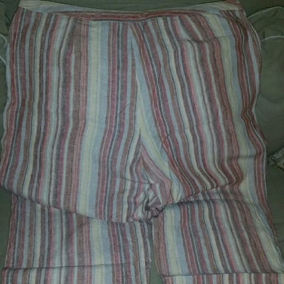 Plus size linen capri's - Picture 3 of 4