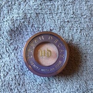 URBAN DECAY EYESHADOW