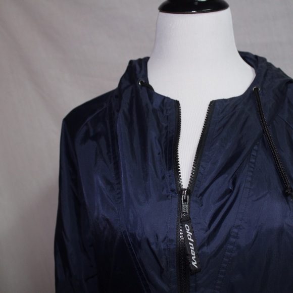 Old navy wind breaker