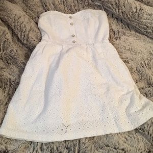 White sleeveless mini dress