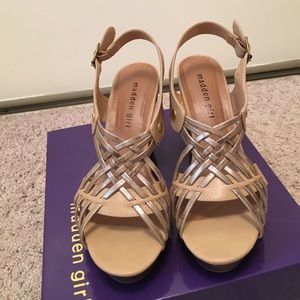 Tan strap & open toe wedge