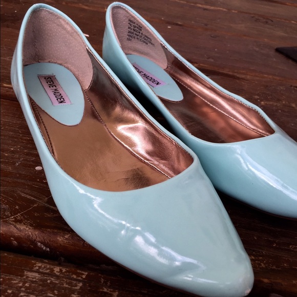 Steve Madden Ibiza Flats - Picture 2 of 4