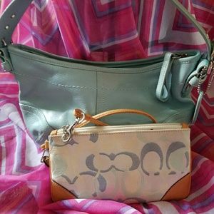 Coach leather purse and matching wrislet