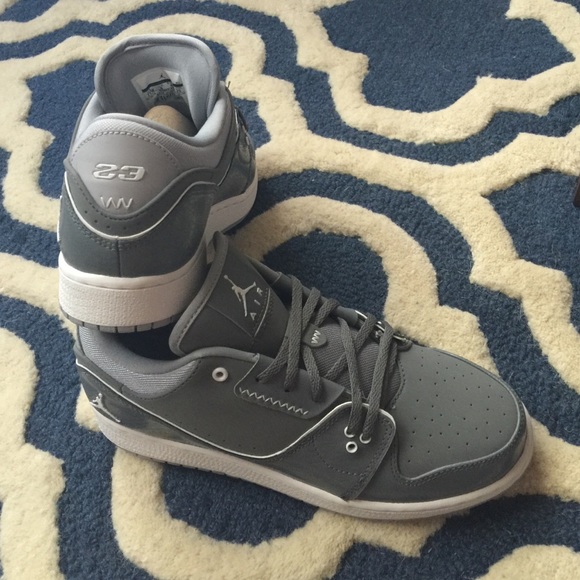 Nike Jordan 1 Flight 2 Low - Youth 7, NWT - Picture 3 of 4