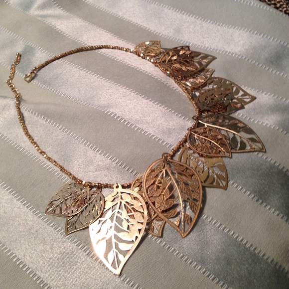 Gold Statement Necklace. - image 3