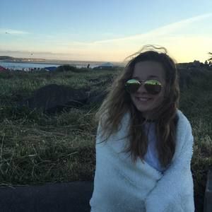 Meet your Posher, Tayler